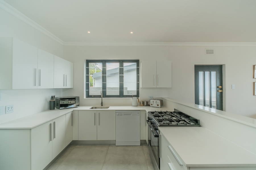 4 Bedroom Property for Sale in St James Western Cape